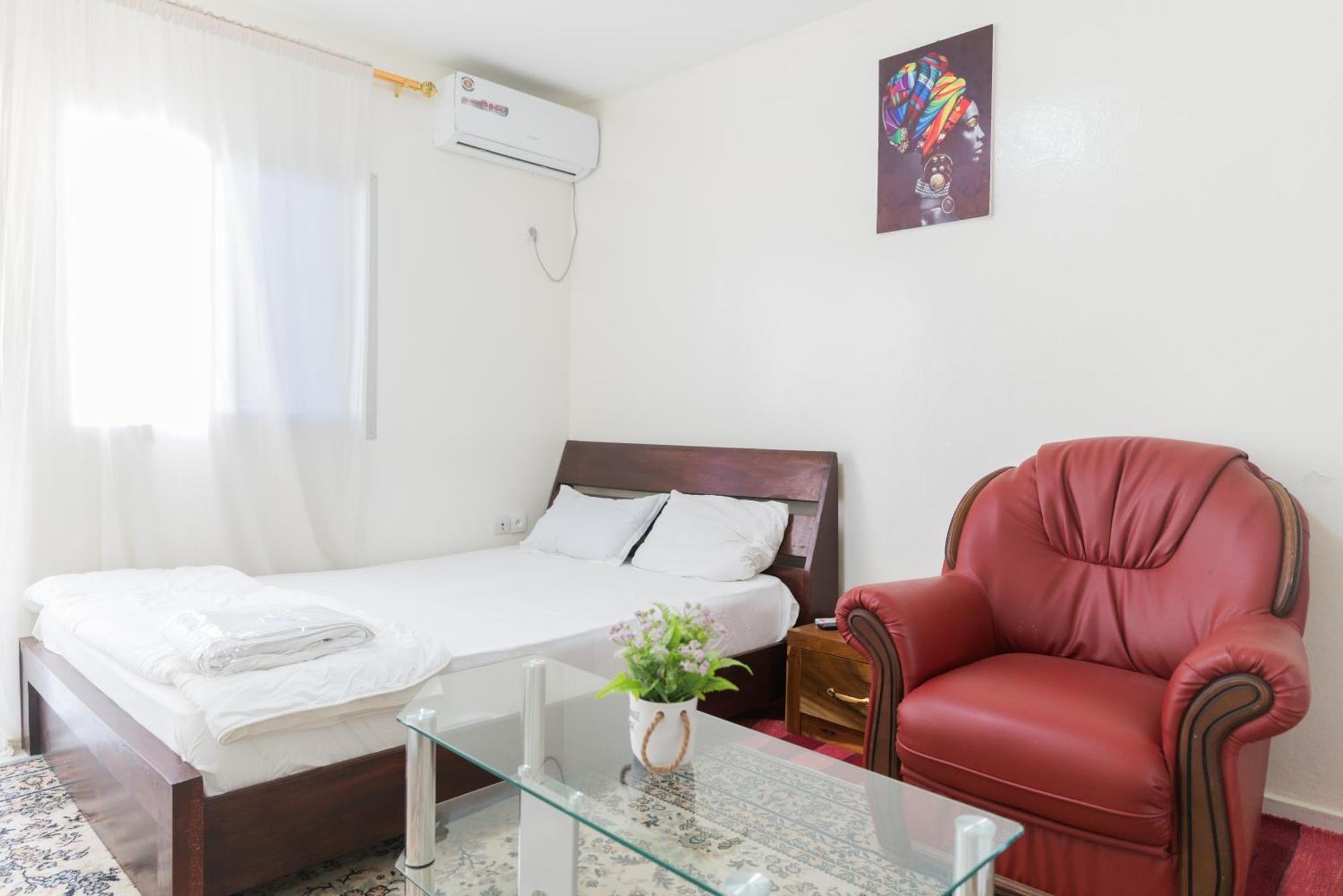Residence Kane Diallo- Appartements Elegants Et Centraux A Дакар Экстерьер фото